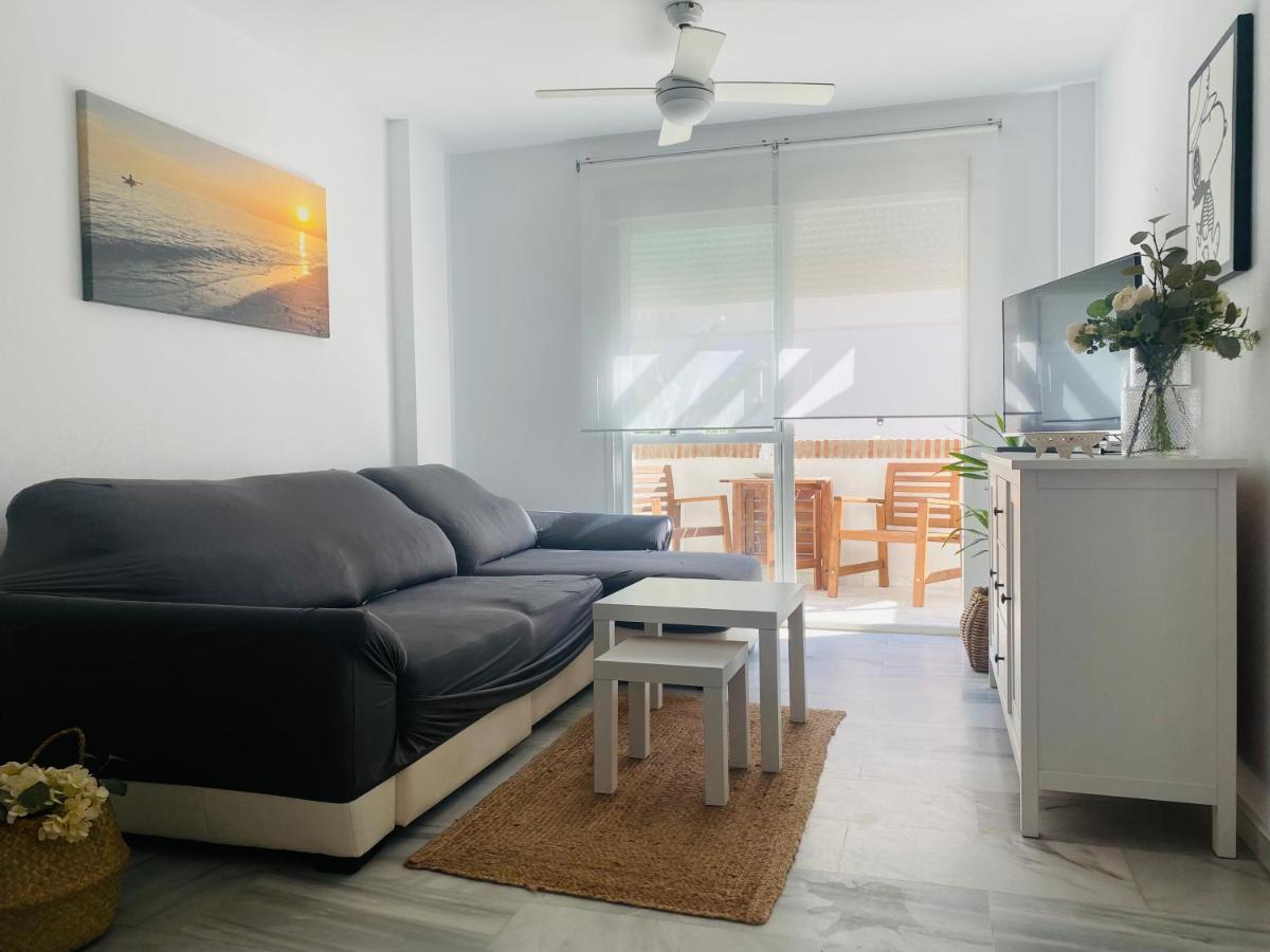 Apartamento Duplex Ático, primera línea de playa Torrox Esterno foto